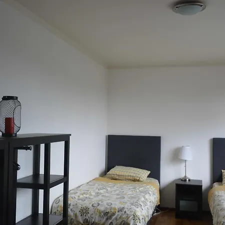3 Bedroom Serviced Apartment Oosterbeek